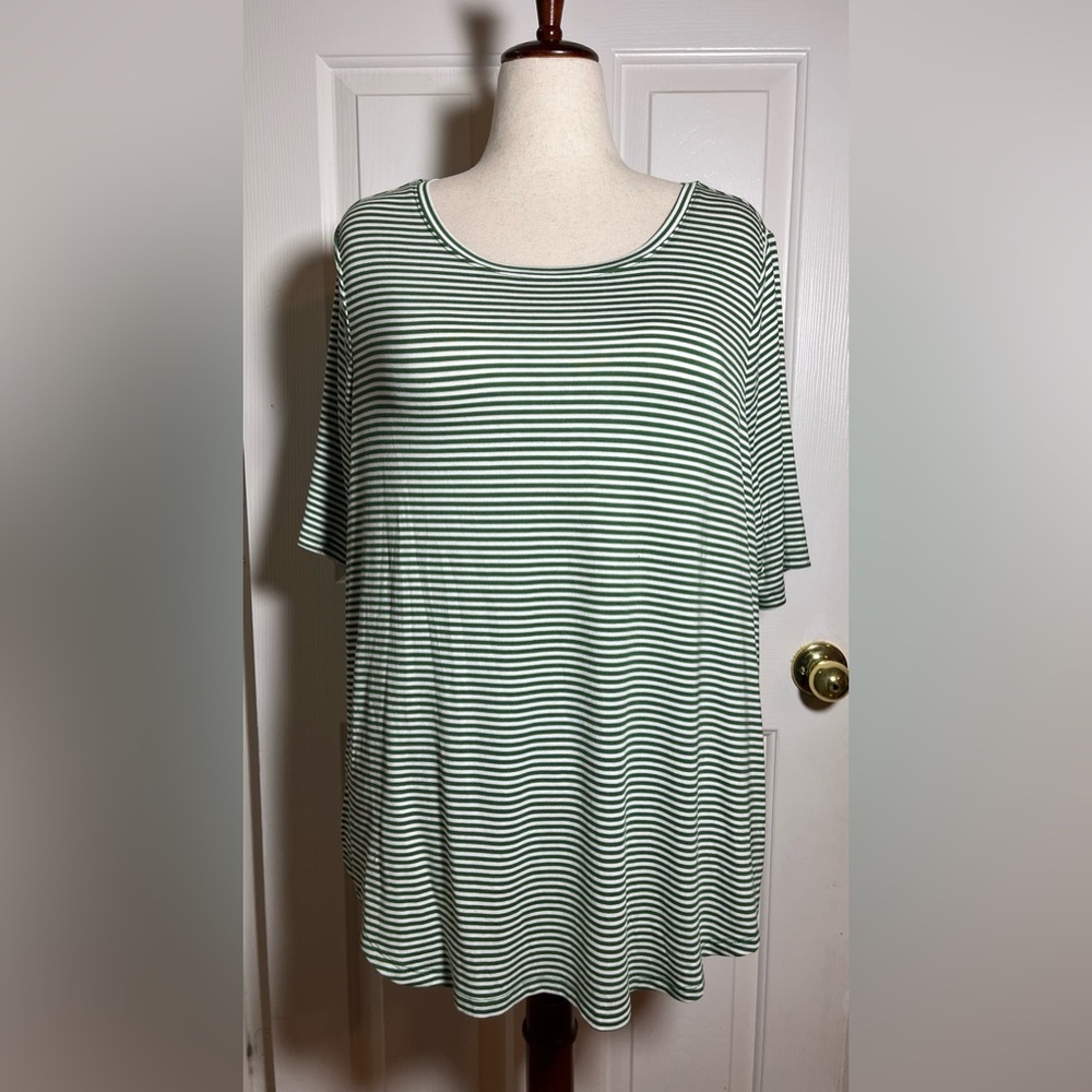 Lane Bryant Green and White Striped Women’s Tee
